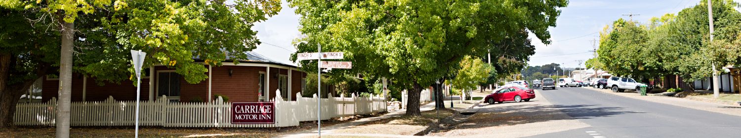Beechworth Carriage Motor Inn Accommodation Carriage Motor Inn Beechworth Exterior